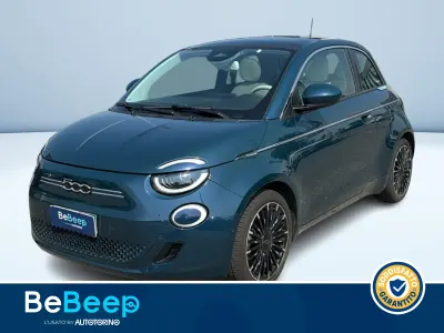 Usata Fiat 500e La Prima 86 kW (118 CV) 2021 Blu metallizzato Berlina