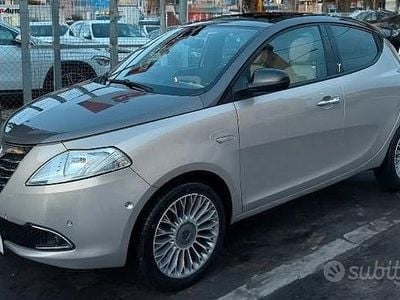 Usata Lancia Ypsilon 95 CV (69 kW) 2011 Utilitaria