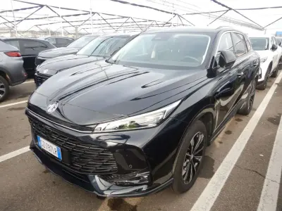 Usata MG HS Luxury 170 CV (125 kW) 2025 Nero SUV