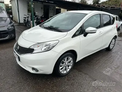 Używany Nissan Note 80 KM (58 kW) 2014 Biały Hatchback