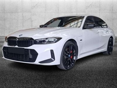 Usata BMW 330e M Sport 292 CV (214 kW) 2024 Bianco Berlina