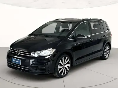 Usata VW Touran Executive 150 CV (110 kW) 2022 Deep black perlato Monovolume