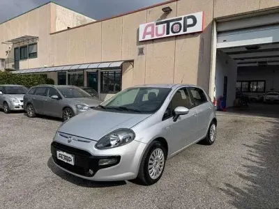Usata Fiat Punto Evo S 75 CV (55 kW) 2011 Argento Utilitaria