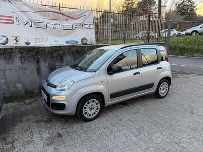 Usata Fiat Panda Lounge 69 CV (50 kW) 2019 Grigio Utilitaria