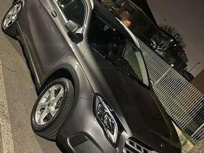Usata Mercedes GLA200 Premium 136 CV (100 kW) 2019 Grigio SUV