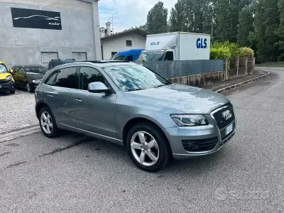 Usata Audi Q5 Advanced 170 CV (125 kW) 2009 Grigio SUV