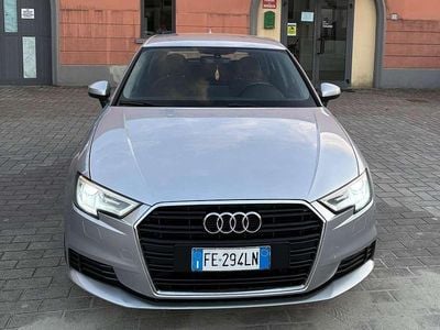 Usata Audi A3 Business 110 CV (80 kW) 2016 Argento Berlina