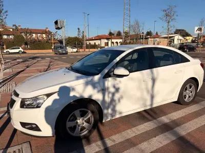 Usata Chevrolet Cruze LS 141 CV (103 kW) 2011 Bianco Berlina