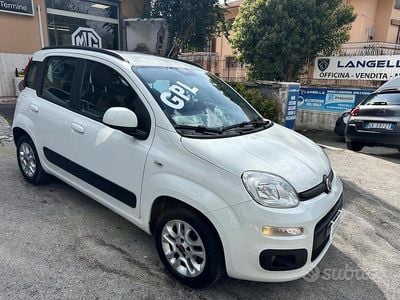 Usata Fiat Panda Lounge 69 CV (50 kW) 2019 Bianco Utilitaria