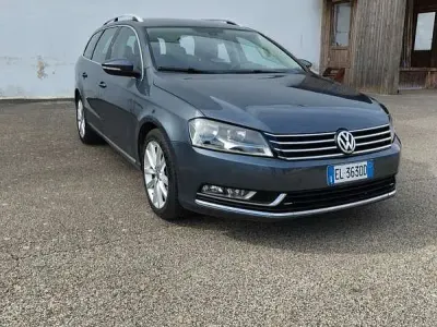 Usata VW Passat Highline 140 CV (102 kW) 2011 Station wagon