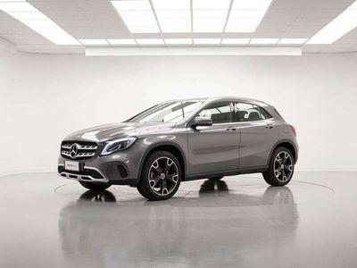 Mercedes GLA220