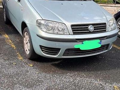 Usata Fiat Punto Emotion 80 CV (58 kW) 2004 Utilitaria