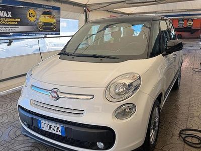 Usata Fiat 500L Lounge 105 CV (77 kW) 2014 Bianco Monovolume