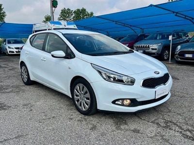 Usata Kia Ceed 110 CV (80 kW) 2014 Bianco Utilitaria