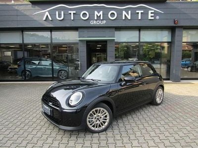 Begagnad Mini Cooper Classic 114 kW (156 HK) 2025 Svart Halvkombi