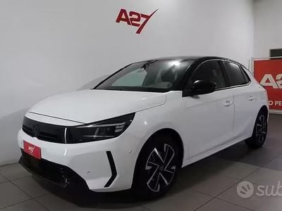 Usata Opel Corsa 101 CV (74 kW) 2024 Bianco Utilitaria