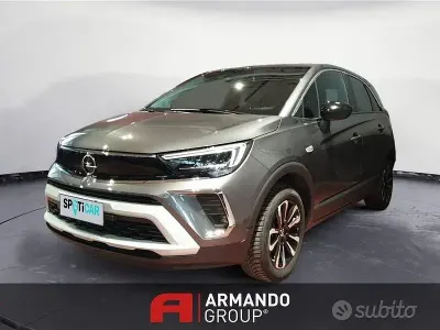 Usata Opel Crossland Elegance 110 CV (80 kW) 2023 Grigio SUV