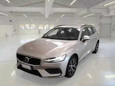 Usata Volvo V60 Core 197 CV (144 kW) 2022 Station wagon