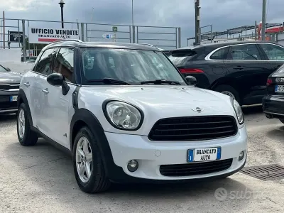Usata Mini Cooper D Countryman 111 CV (81 kW) 2011 Bianco SUV