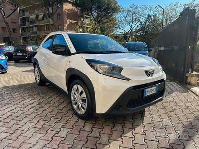 Usata Toyota Aygo X Active 72 CV (52 kW) 2023 Bianco SUV