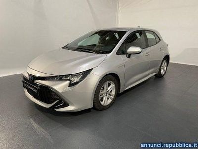 usata Toyota Corolla 1.8 Hybrid Active