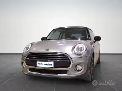 Occasion Mini Cooper D 116 PK (85 kW) 2018 Grijs Hatchback