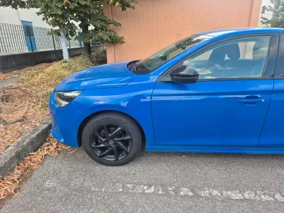 Usata Opel Corsa 75 CV (55 kW) 2023 Bluazzurro Utilitaria