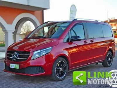Usata Mercedes V220 Edition 163 CV (119 kW) 2022 Rosso Monovolume