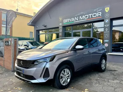 Usata Peugeot 3008 Active 131 CV (96 kW) 2021 Grigio SUV
