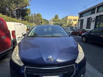 Usata Peugeot 208 68 CV (50 kW) 2013 Blu Utilitaria