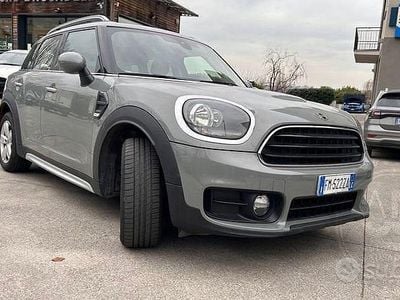 Usata Mini Cooper D Countryman Business 150 CV (110 kW) 2017 Grigio SUV
