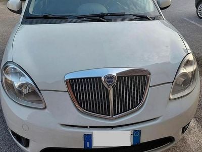 Usata Lancia Ypsilon 2010 Bianco Utilitaria
