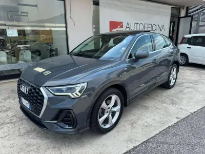 Usata Audi Q3 Sportback S-Line 150 CV (110 kW) 2020 Grigio SUV