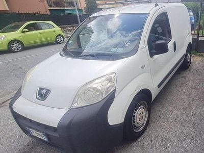 Usata Peugeot Bipper 75 CV (55 kW) 2011 Bianco Monovolume