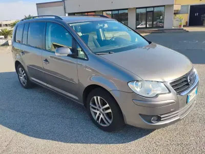 Usata VW Touran Highline 140 CV (102 kW) 2007 Grigio Monovolume