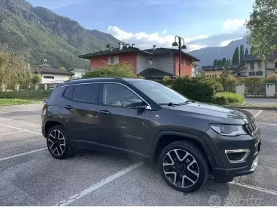 Usata Jeep Compass Opening Edition 140 CV (102 kW) 2017 Grigio SUV
