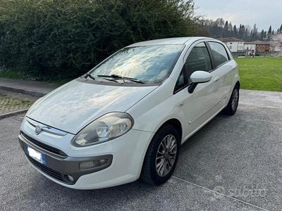 Usata Fiat Punto Evo Dynamic 75 CV (55 kW) 2011 Bianco Utilitaria