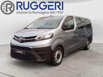 Usata Toyota Proace Lounge 120 CV (88 kW) 2021 Argento Monovolume