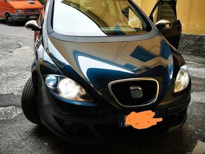 Usata Seat Altea 105 CV (77 kW) 2005 Blu Monovolume