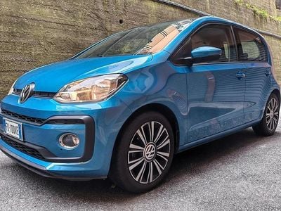 Usata VW up! high up! 90 CV (66 kW) 2017 Blu Utilitaria