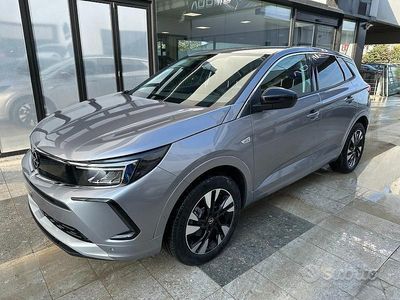 Nuova Opel Grandland X Business Elegance 131 CV (96 kW) 2025 Grigio SUV