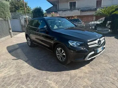 Usata Mercedes GLC220 Business 170 CV (125 kW) 2018 Nero SUV