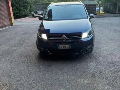 Usata VW Touran Highline 140 CV (102 kW) 2011 Monovolume