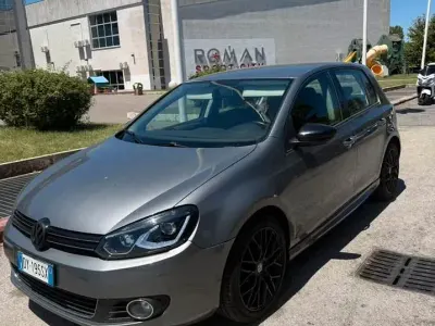 Usata VW Golf VI 122 CV (89 kW) 2009 Grigio Utilitaria