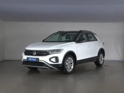 Usata VW T-Roc Life 110 CV (80 kW) 2022 Pure white SUV