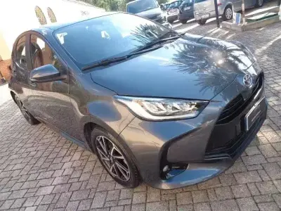 Usata Toyota Yaris Hybrid