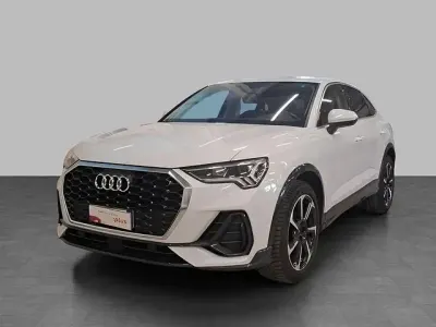 Usata Audi Q3 Sportback Business Plus 150 CV (110 kW) 2024 Bianco ghiacciaio metallizzato SUV