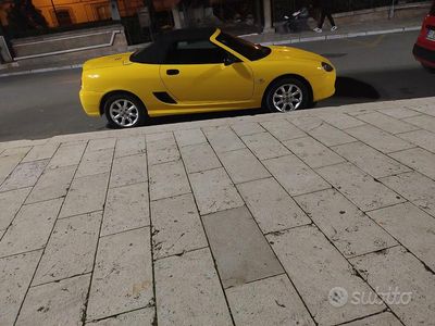 Usata MG TF 116 CV (85 kW) 2003 Giallo Cabrio