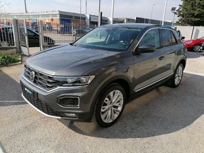 Usata VW T-Roc Advance 150 CV (110 kW) 2018 Grigio SUV