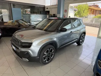 Usata Jeep Avenger Summit 101 CV (74 kW) 2024 Grigio SUV